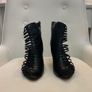 Loeffler Randall, size 7